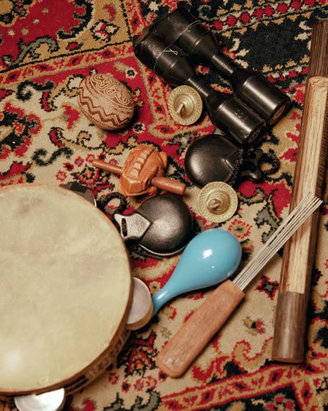 Hand percussion